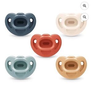 NUK orthodontic Pacifier Set - 5 count - NWT -0-6mo